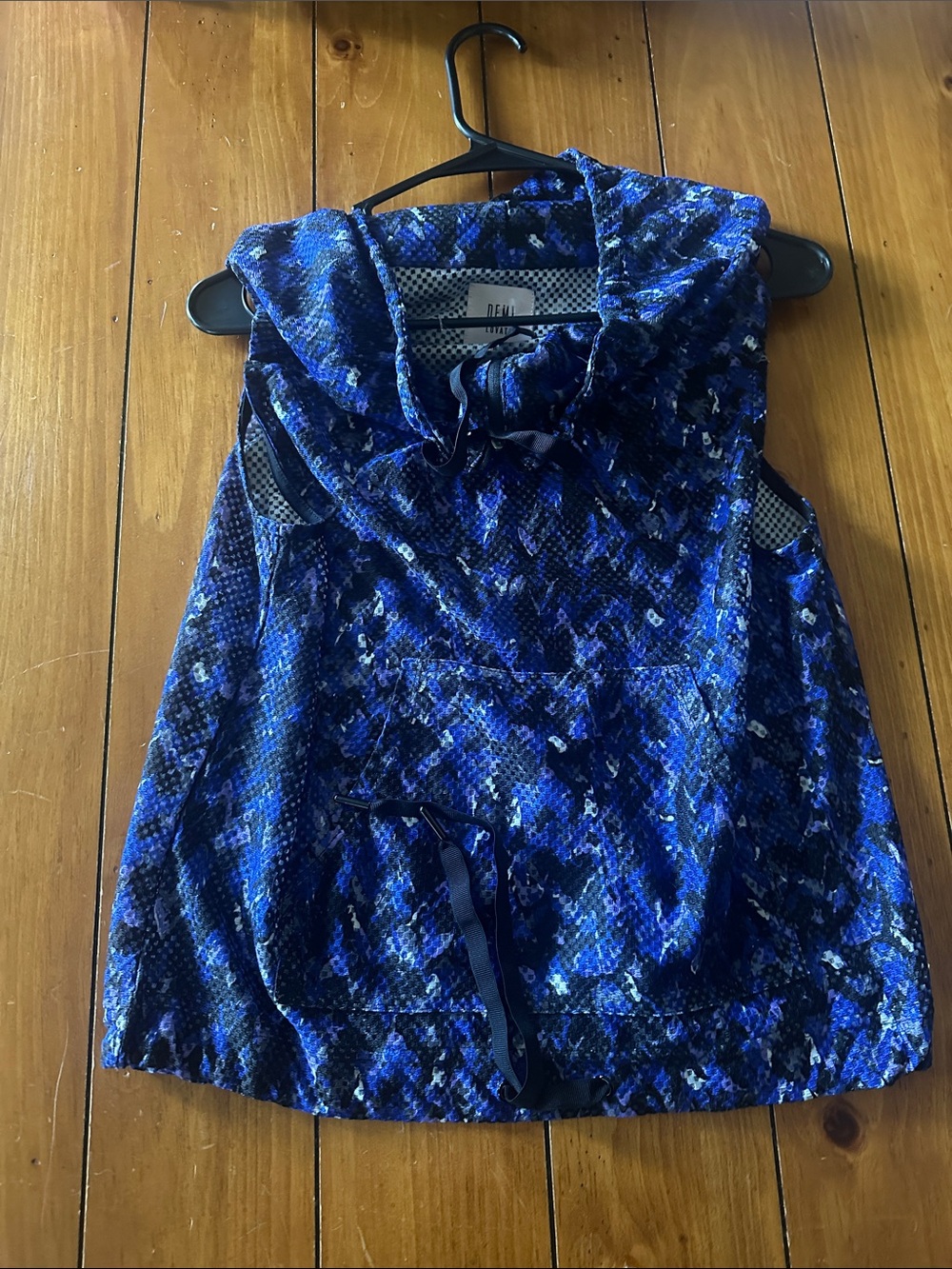 Fabletics Blue Multi-Print Sleeveless Hooded Tank